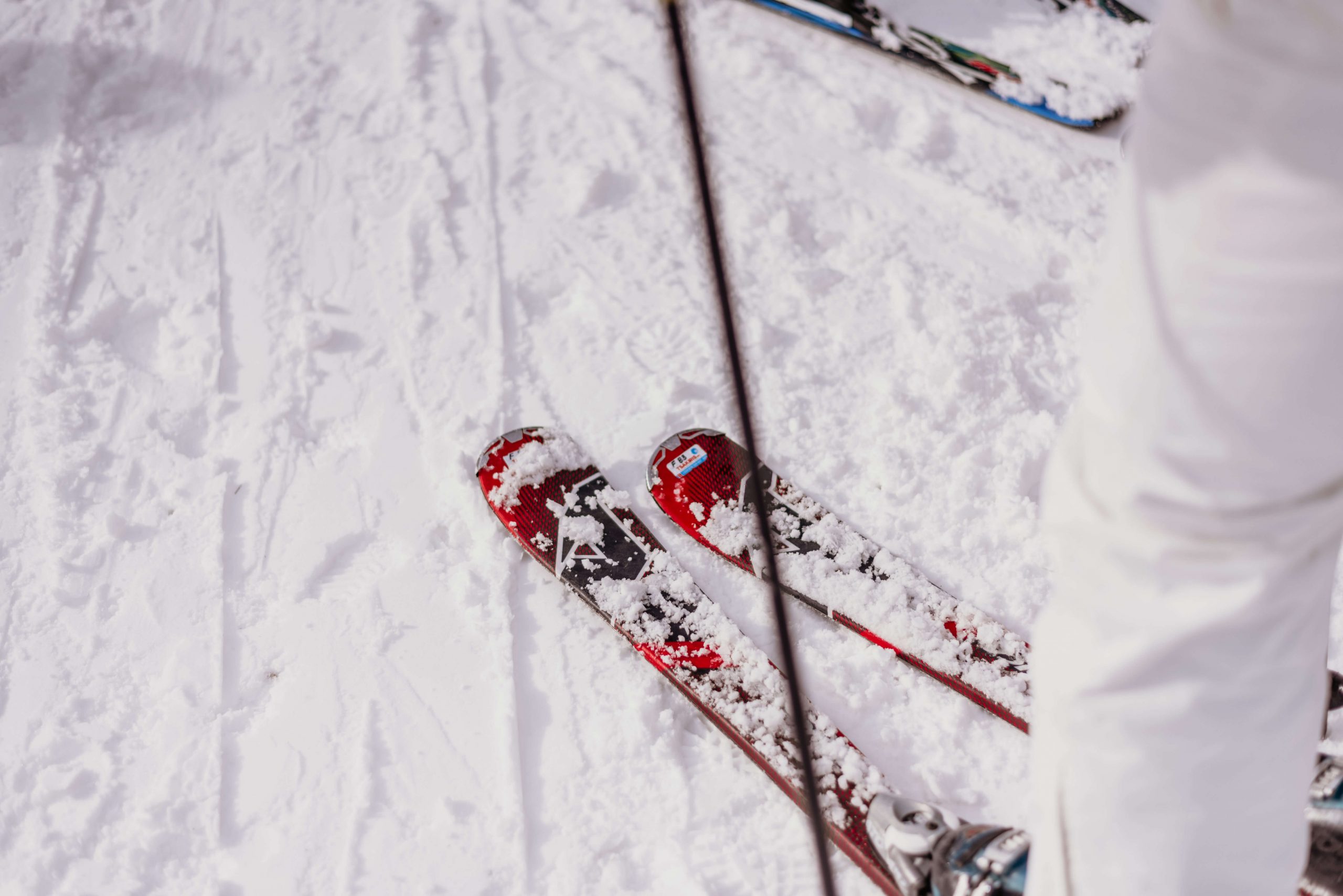 Long-term ski & snowboard rentals in Bansko
