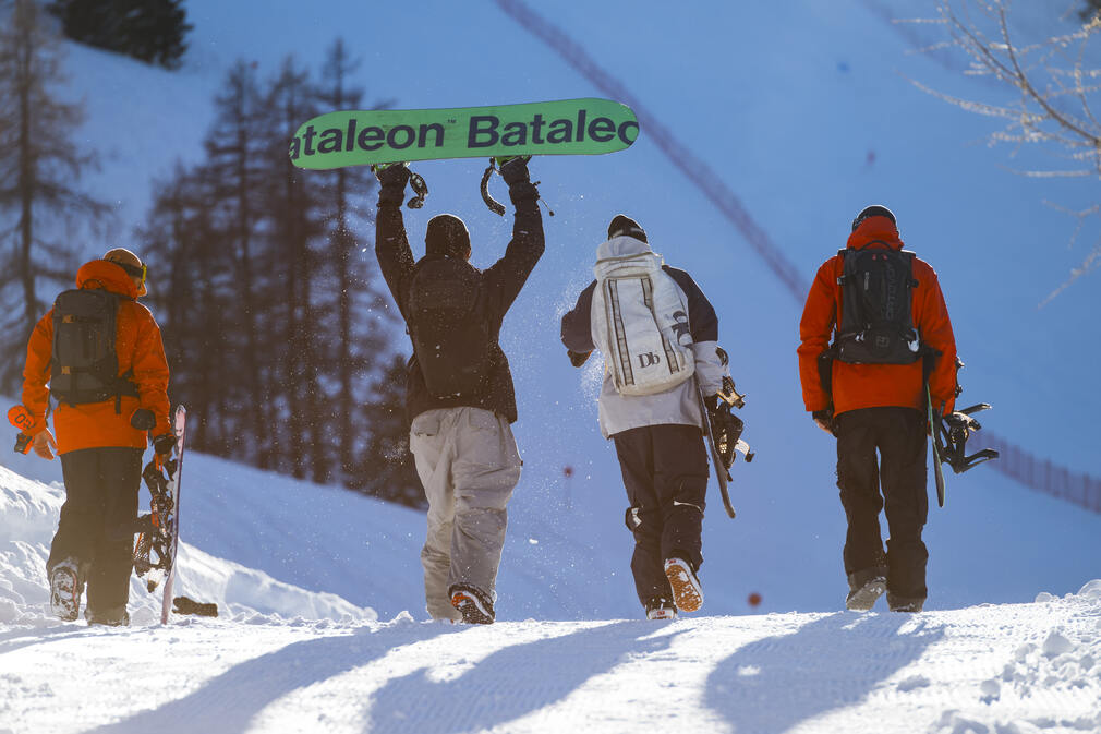 bansko-opening-bataleon-snowboards
